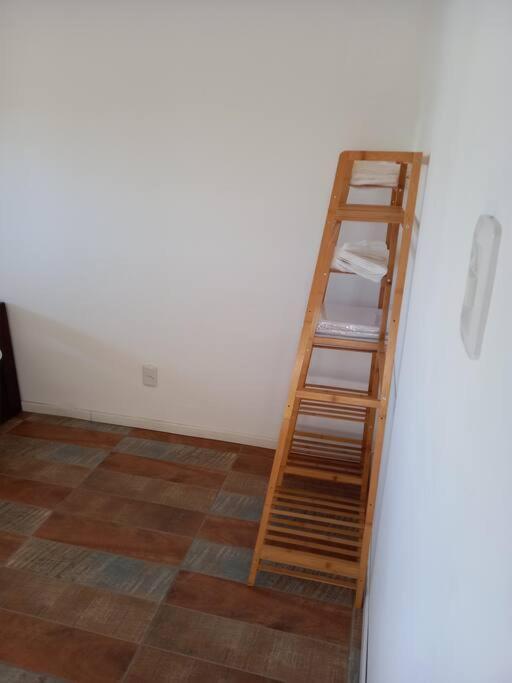 Comoda Casa Con Jardin En Колония-дель-Сакраменто Экстерьер фото
